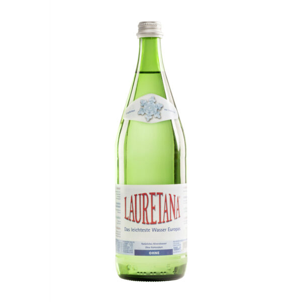 Eau minérale non gazeuse verre